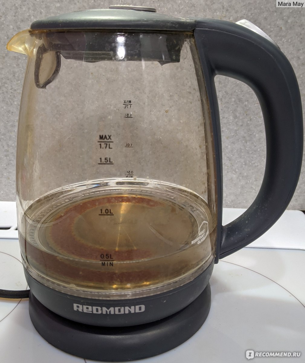 Белый осадок в воде Астана